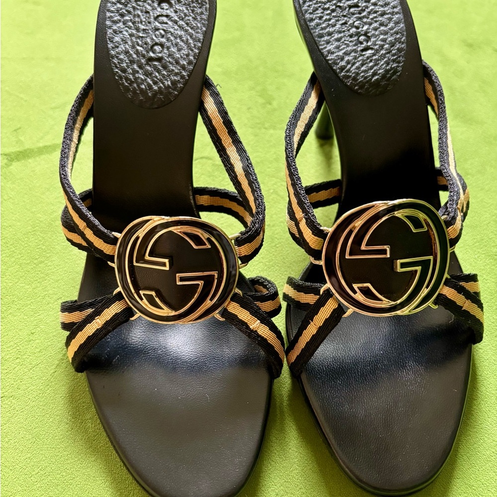 Gucci Black and Gold Women's Heels